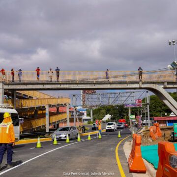 Gobierno firma crédito por $225 millones para concluir la carretera a San Carlos