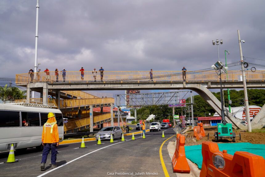 Gobierno firma crédito por $225 millones para concluir la carretera a San Carlos