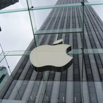 APPLE, UBER Y NIKE, SALPICADAS POR LOS PAPELES DEL PARAÍSO Alucinante: Esta es la enorme cantidad de suscripciones activas que tiene la empresa Apple
