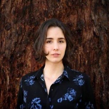 Memorias de un cuerpo que arde de Antonella Sudasassi.