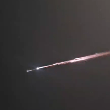 (Videos) Basura espacial de un cohete chino cayendo a la atmósfera sorprendió a los ticos ayer en su ruta hacia el Pacífico