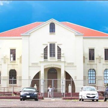 Escuela Arcadio Montero Monge de Santo Domingo recibe declaratoria de patrimonio: la comunidad ha conservado bien el edificio
