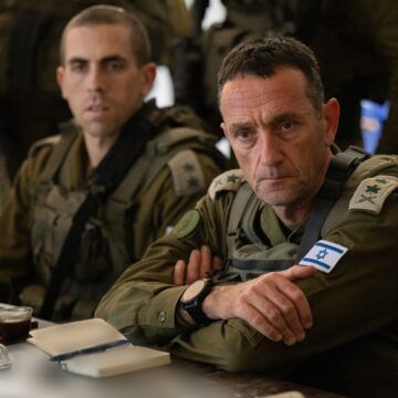 El jefe del Estado Mayor de las Fuerzas Armadas israelíes, el teniente general Herzi Halevi El jefe del Estado Mayor de las Fuerzas Armadas afirma que Israel responderá al ataque de Irán