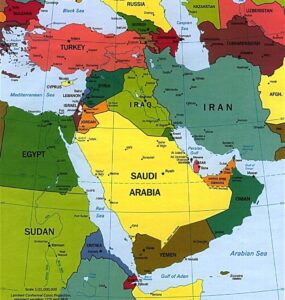 Irán asegura que varios militares estadounidenses han sido capturados y Trump rechaza ayuda británica en guerra Medio Oriente