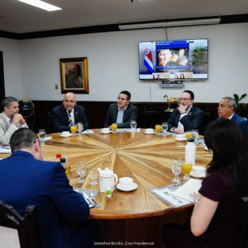 Reunión Presidente Rodrigo Chaves con jefes de fracción_Fotos_Johanfred Bonilla_12.04_24-5 Fabricio Alvarado asegura que aún no han decidido su apoyo para el directorio legislativo