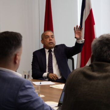 Presidencia del Congreso para "organizar el debate, no manipularlo"