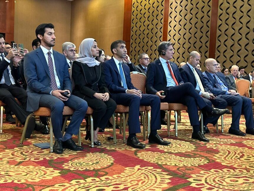 Costa Rica firma tratado de libre comercio con Emiratos Árabes