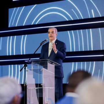 Abinader logra reelección con 59% en elecciones de República Dominicana: Denuncian compra de votos en un 17%