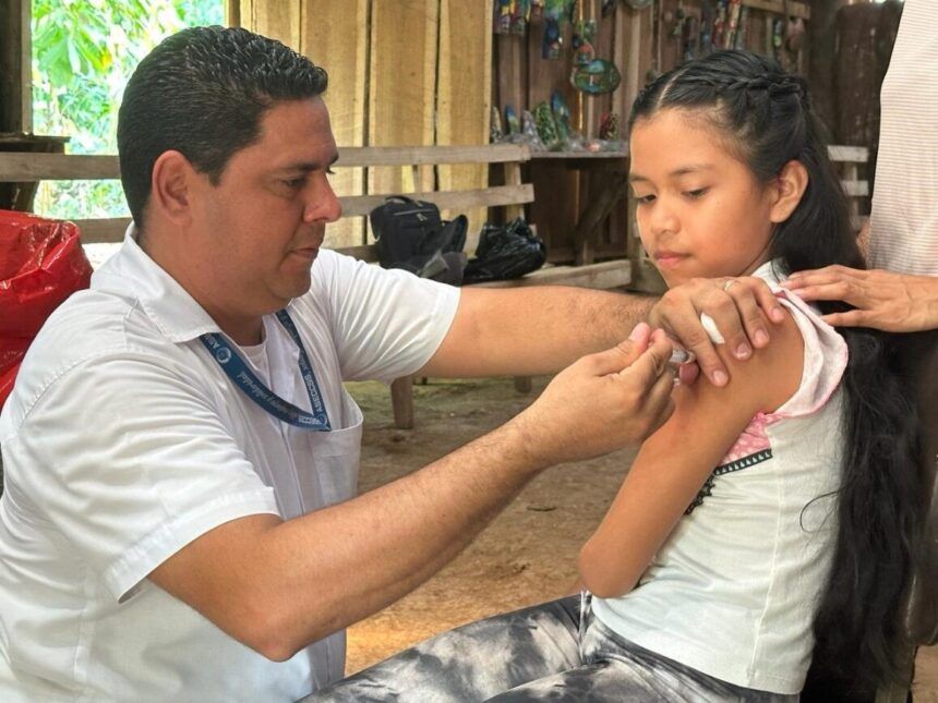 faltan 111 397 niños y niñas por vacunar contra sarampión, rubeola y paperas