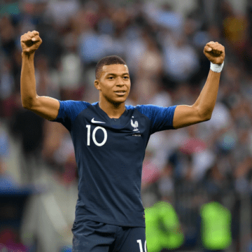 Kylian Mbappé: “Estoy muy feliz de formar parte del club de mis sueños”