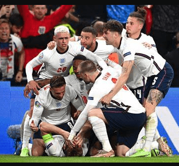 Inglaterra gana con gol al 90´: Sin vistosidad pero mucha eficacia logra su segunda final consecutiva en la Eurocopa