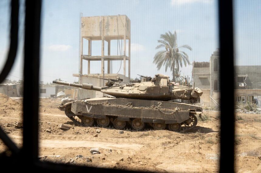 Israel realiza ofensiva por tierra en Deir al Balá y secretario general de la ONU denuncia destrucción de recursos que mantienen viva a la gente en Gaza