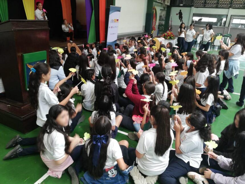 Todo es desmejora en los servicios educativos según Contraloría: cobertura, acceso, desempeño, calidad y eficiencia