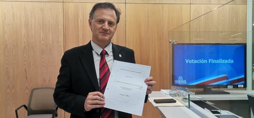 Diputado propone que juntas directivas puedan sesionar aunque falten miembro que no han sido nombrados -CCSS-
