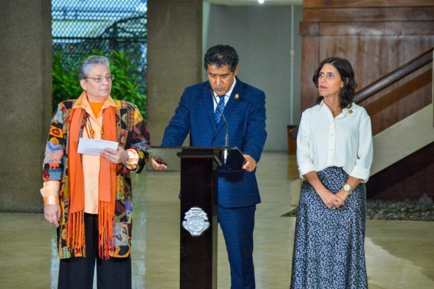 No hay humo blanco entre CONARE y el Ejecutivo para presupuesto universitario “por primera vez en la historia”