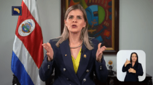 Presidenta Fernández tergiversó dato sobre presuntos asesinos de policía para difamar al Poder Judicial
