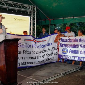 Chaves niega repartir odio: “Cuando uno enciende la luz las ratas se ofenden”, afirma entre gritos