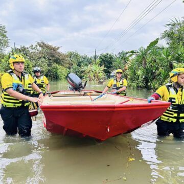 bomberos inundaciones Temporal en el Pacífico costarricense: Reporte de crisis con las últimas noticias