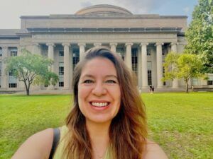 Formalizó precandidatura: Claudia Dobles propone realizar nuevos procesos para ofrecer resultados a la gente 10 Claudia DObles MIT
