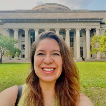 Formalizó precandidatura: Claudia Dobles propone realizar nuevos procesos para ofrecer resultados a la gente