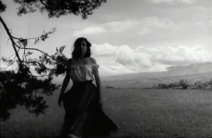 Película: Elvira (1955)