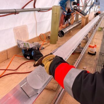 Científicos extraen hielo antártico con 1,2 millones de años de antigüedad