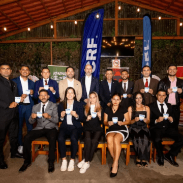 Costa Rica recibe el mayor número de nuevos gafetes FIFA para árbitros del mundo