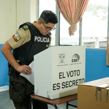 ¡Sorpresa: habrá segunda ronda en Ecuador! Noboa no alcanza el 50% y la correísta González está a una diferencia cercana al 2%