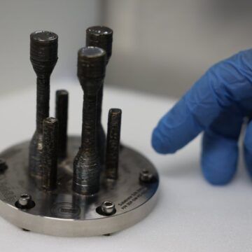 Un metal fabricado en el espacio llega a la Tierra