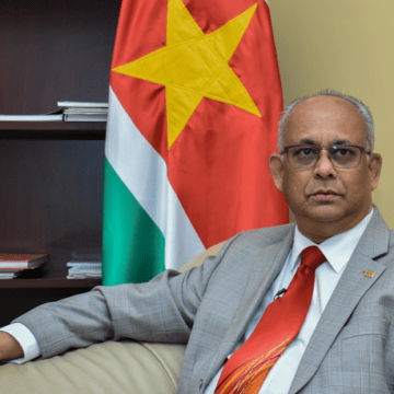 Dejó sin chance a André Tinoco: Canciller de Surinam Albert Ramdin gana elección y es el nuevo Secretario General de la OEA