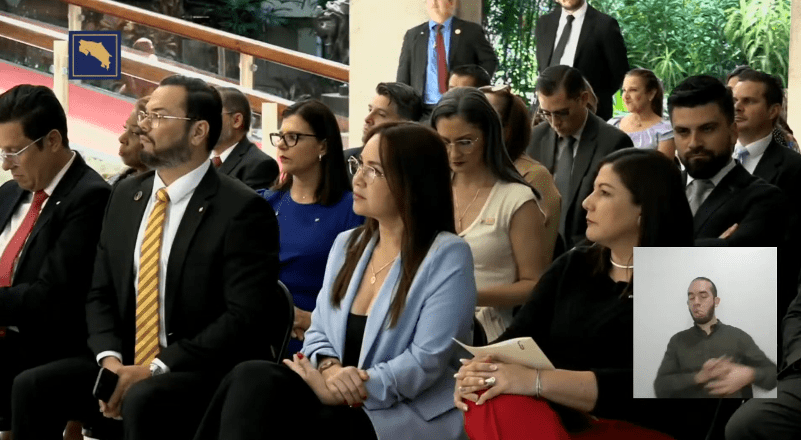 Ejecutivo inestable: Solamente 6 de 23 ministros continúan en el Gobierno desde su inicio y de 84 jerarquías, 61 sufrieron algún cambio de mando
