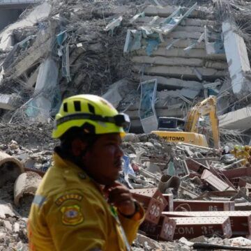 Impactantes videos: Tragedia por gran terremoto de 7,7 deja al menos 144 muertos en Birmania