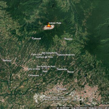 Videos: Crecen erupciones en el volcán Poás y la actividad podría durar incluso meses