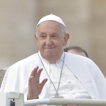 El papamóvil se convertirá en un hospital móvil para los niños de Gaza a petición del Papa Francisco