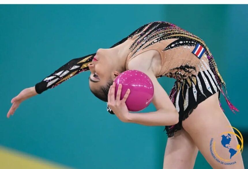 Videos: Gloriana Sánchez, primera costarricense en competir en la Copa Mundial de Gimnasia Rítmica