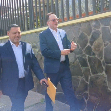 Feinzaig-Campos Eli Feinzaig denuncia a Rodrigo Chaves por “instigación pública, intimidación, apología del delito y atentado”