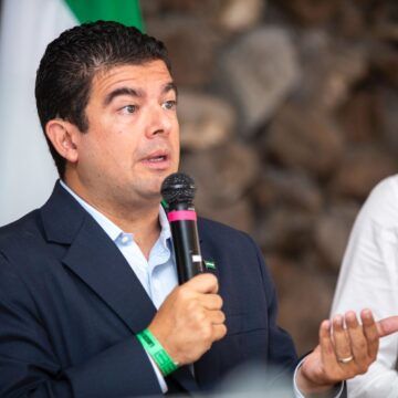 Candidato liberacionista Álvaro Ramos rechaza vía rápida en el plenario para jornadas 4×3