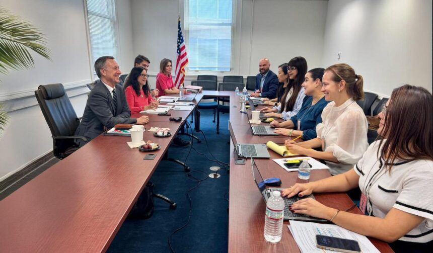 Costa Rica busca reducir los aranceles impuestos por Trump que afectarían la inversión extranjera en el país