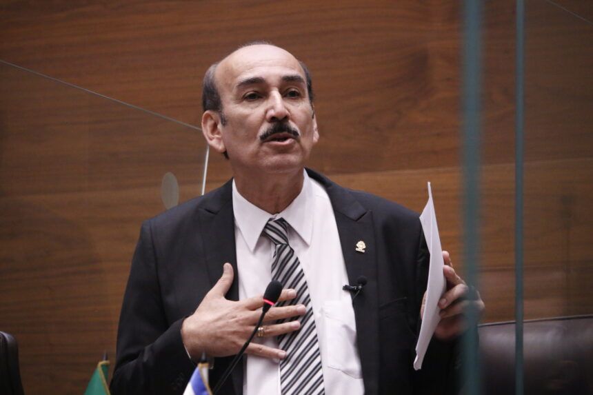 Diputado Francisco Nicolás renuncia a su inmunidad parlamentaria ente investigación judicial en su contra