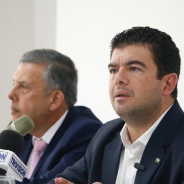 Videos: PLN apoyará un texto sustitutivo propio para jornadas 4×3 con un mecanismo de “votación secreta” en las empresas