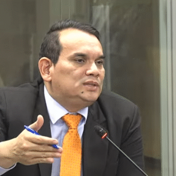 Pilar Cisneros intentó manipular el año de los presuntos contactos de Celso Gamboa con Gerald Campos y asesor incógnito