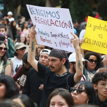 Estadounidenses causan gentrificación en México y Costa Rica: Protestas van en aumento