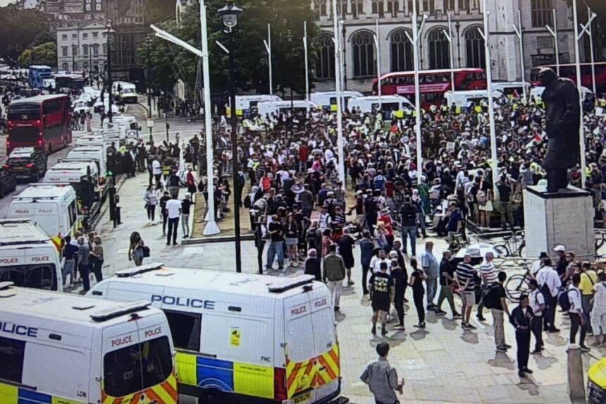 Protesta contra la ilegalización de la ONG Palestine Action deja 466 detenidos en Londres