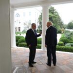 Trump acepta extender su ultimátum contra Irán por 2 semanas y los persas abren "paso seguro" pero vigilado por el estrecho Ormuz