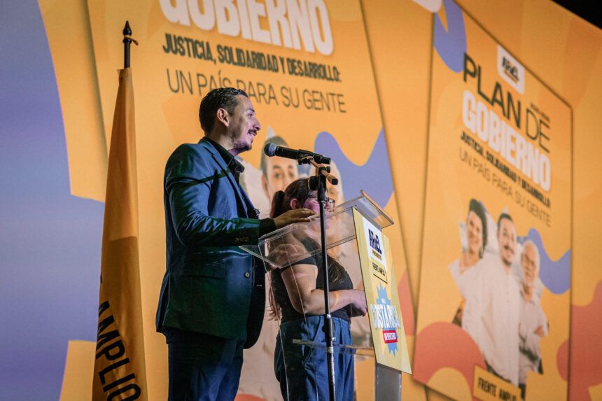 Frente Amplio presenta su programa de gobierno con 8 ejes temáticos sobre temas de justicia social, ambiente, género y territorios