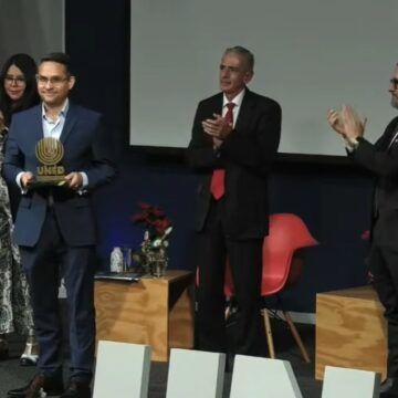 Los nadadores, libro de relatos juveniles, gana Premio Alberto Cañas de la EUNED