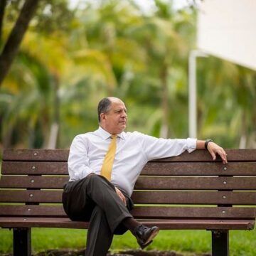 Expresidente Solís considera "inoportuna" y lejana a la "distinguida política exterior" del país la decisión de romper relaciones con Cuba