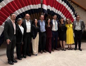 Entrega de credenciales a las 57 diputaciones electas y creación de directorio legislativo provisional hoy en el TSE