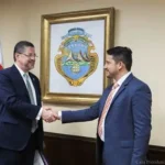 Deberá enfrentar denuncias formales: ministro Víctor Carvajal salió favorecido de puesto donde él mismo era parte de la junta que tomó la decisión