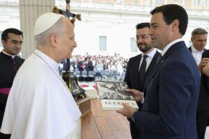 El papa León XIV presenta su primera encíclica 'Magnifica Humanitas': desarmar la IA, la guerra inmoral y perdón por la esclavitud